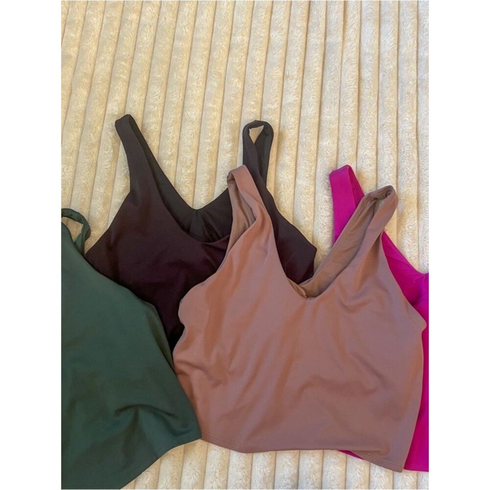 lot of 4 all in motion tank tops size large